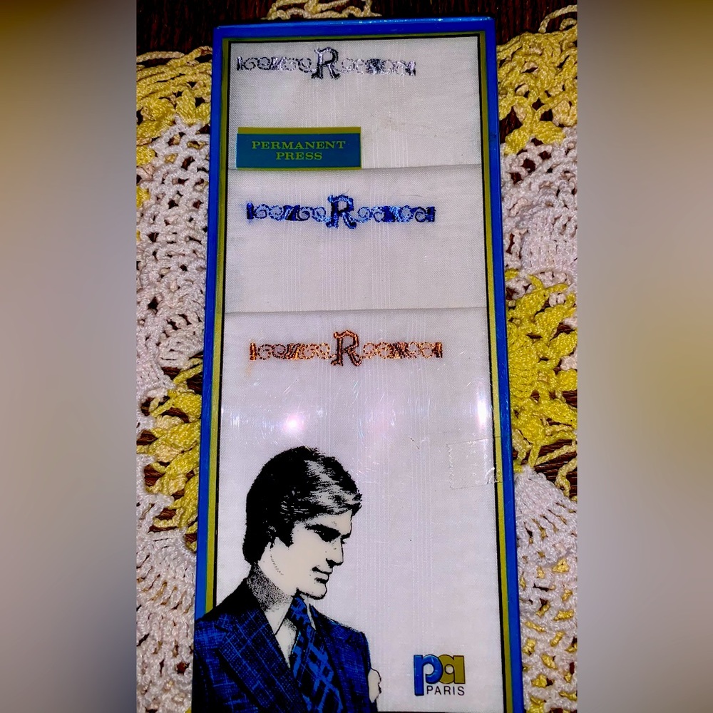 🤩 3/💲10 Vintage Decorative R Monogrammed Handkerchiefs 3 Pack NWT